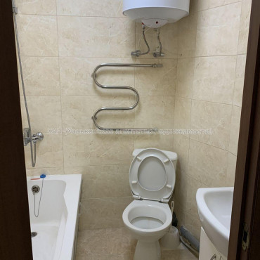 Продам квартиру, Тракторостроителей просп. , 1 кім., 33 м², капитальный ремонт 