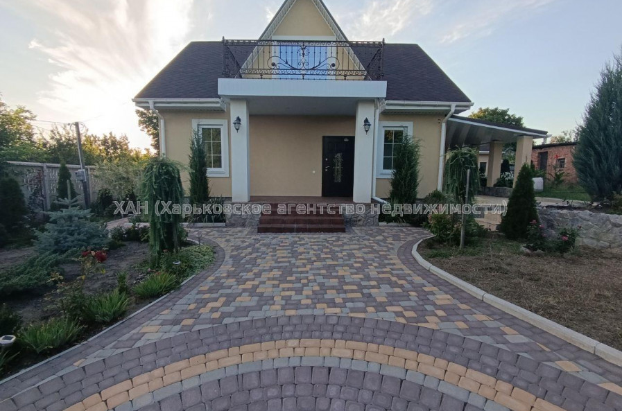 Продам будинок, Зеленогайский просп. , 110 м², 10 соток, капитальный ремонт 