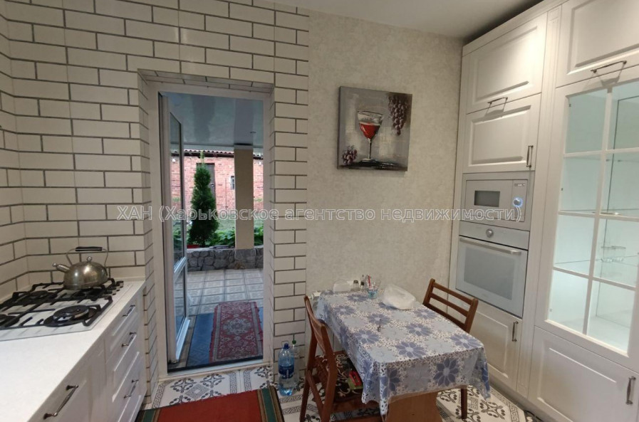 Продам будинок, Зеленогайский просп. , 110 м², 10 соток, капитальный ремонт 