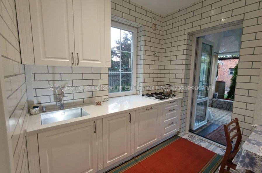 Продам будинок, Зеленогайский просп. , 110 м², 10 соток, капитальный ремонт 