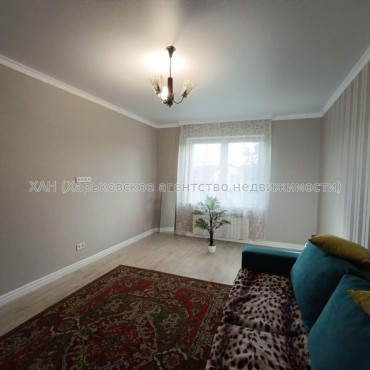 Продам будинок, Зеленогайский просп. , 110 м², 10 соток, капитальный ремонт 