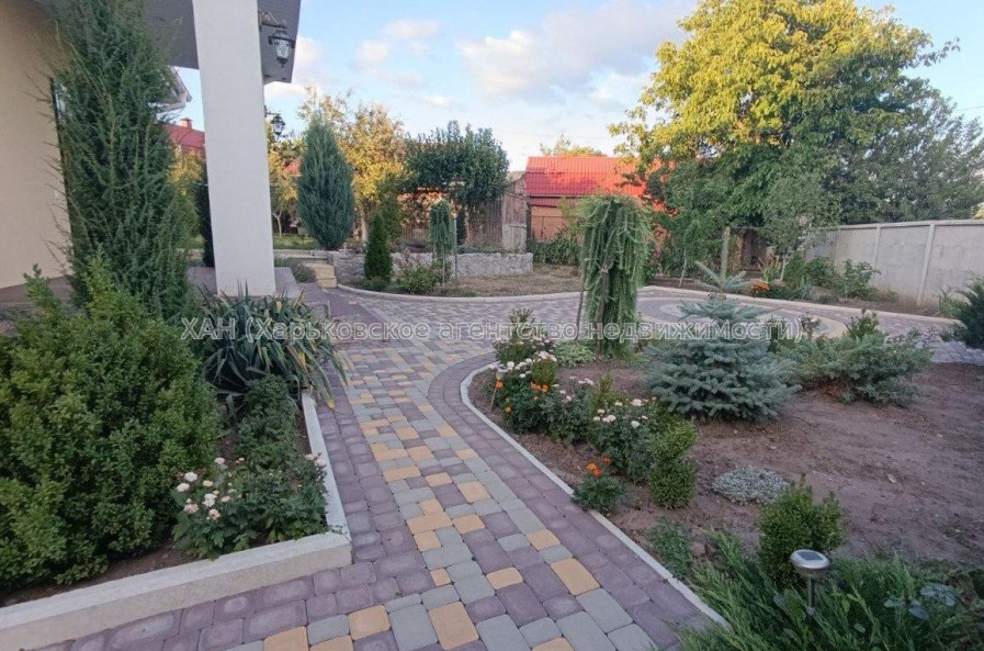 Продам будинок, Зеленогайский просп. , 110 м², 10 соток, капитальный ремонт 