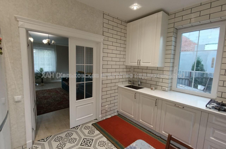 Продам будинок, Зеленогайский просп. , 110 м², 10 соток, капитальный ремонт 
