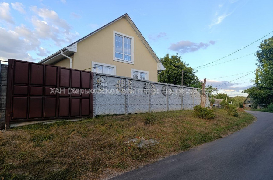 Продам будинок, Зеленогайский просп. , 110 м², 10 соток, капитальный ремонт 