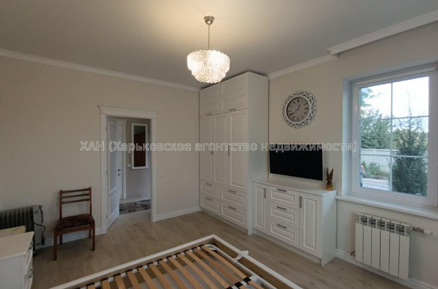 Продам будинок, Зеленогайский просп. , 110 м², 10 соток, капитальный ремонт 