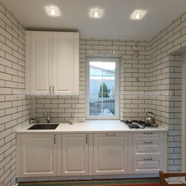 Продам будинок, Зеленогайский просп. , 110 м², 10 соток, капитальный ремонт 