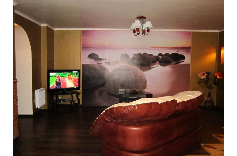 Продам квартиру, Барабашова академика ул. , 2  ком., 85 м², капитальный ремонт 