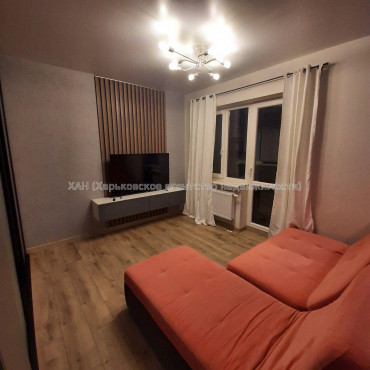 Продам квартиру, Качановская ул. , 2 кім., 57 м², авторский дизайн 