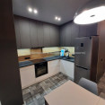 Продам квартиру, Качановская ул. , 2 кім., 57 м², авторский дизайн 