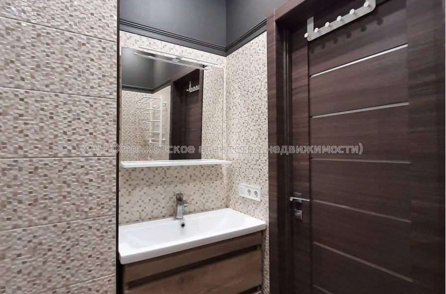 Продам квартиру, Качановская ул. , 2 кім., 57 м², авторский дизайн 