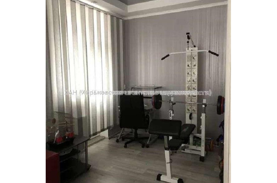 Продам квартиру, Дмитриевская ул. , 4  ком., 95 м², авторский дизайн 