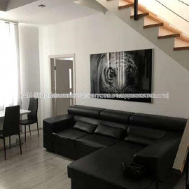 Продам квартиру, Дмитриевская ул. , 4  ком., 95 м², авторский дизайн