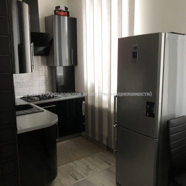 Продам квартиру, Дмитриевская ул. , 4  ком., 95 м², авторский дизайн 