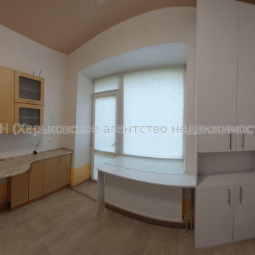 Продам квартиру, Белобровский пер. , 1  ком., 15 м², капитальный ремонт 