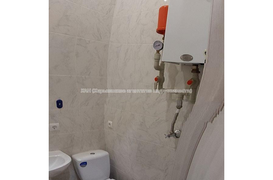 Продам квартиру, Белобровский пер. , 1  ком., 15 м², капитальный ремонт 