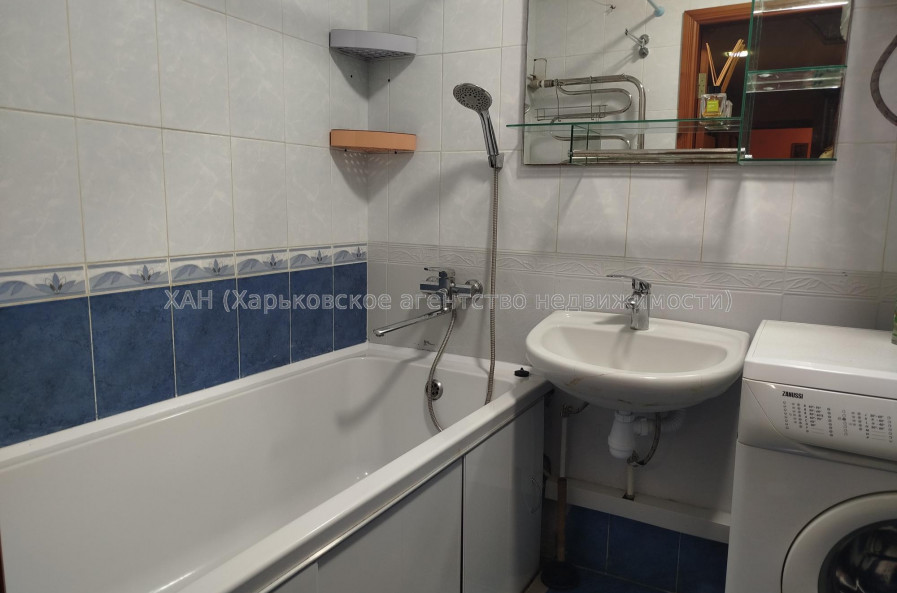 Сдам квартиру, Науки просп. , 2  ком., 55 м², косметический ремонт 
