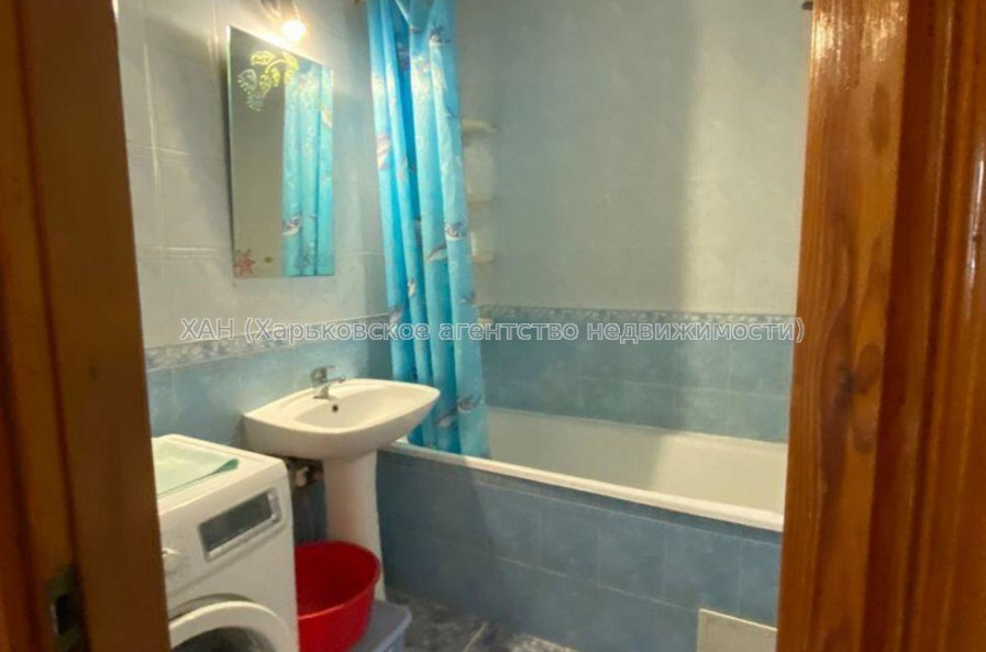 Продам квартиру, Салтовское шоссе , 3  ком., 66 м², косметический ремонт 