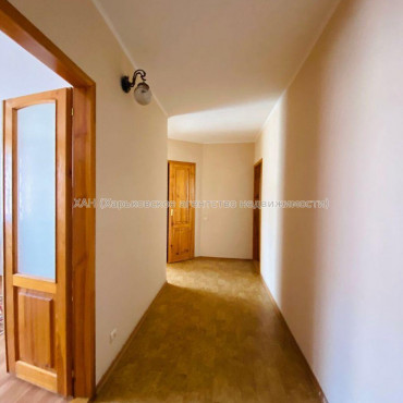 Продам квартиру, Салтовское шоссе , 3  ком., 66 м², косметический ремонт 