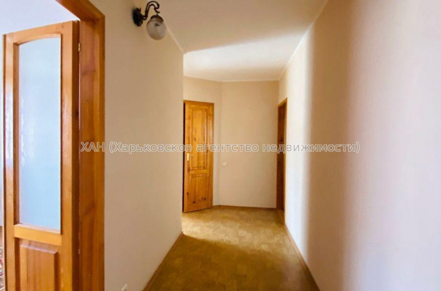 Продам квартиру, Салтовское шоссе , 3  ком., 66 м², косметический ремонт 