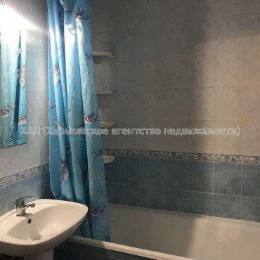 Продам квартиру, Салтовское шоссе , 3  ком., 66 м², косметический ремонт 