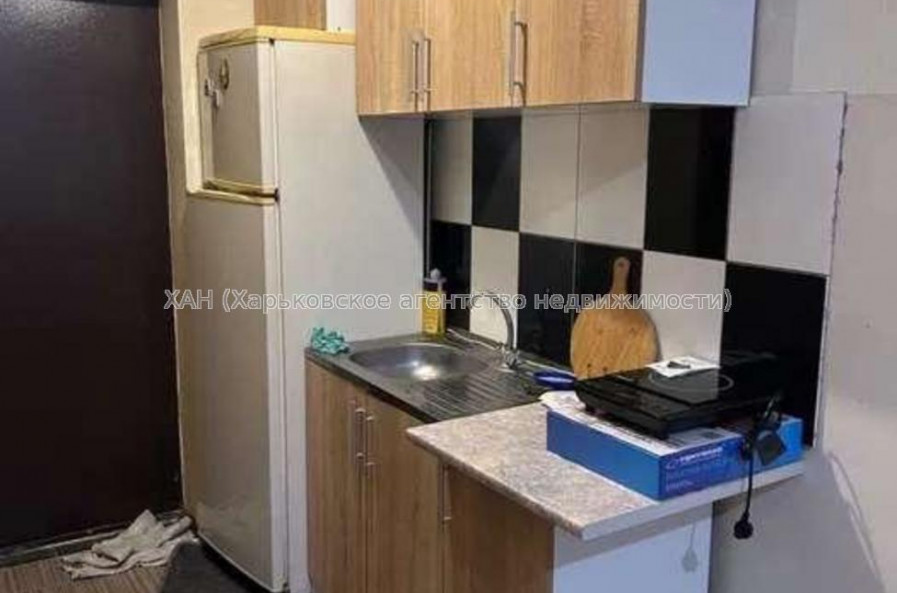 Продам квартиру, Льва Ландау просп. , 1  ком., 15 м², косметический ремонт 