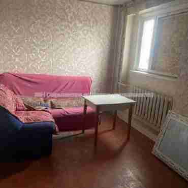 Продам квартиру, Салтовское шоссе , 3 кім., 65 м², без ремонта 