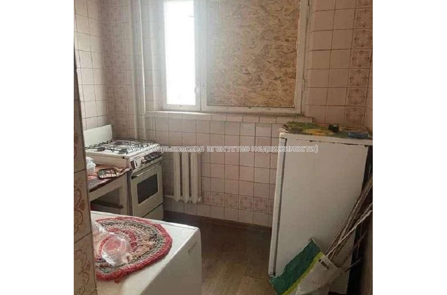 Продам квартиру, Салтовское шоссе , 3 кім., 65 м², без ремонта 