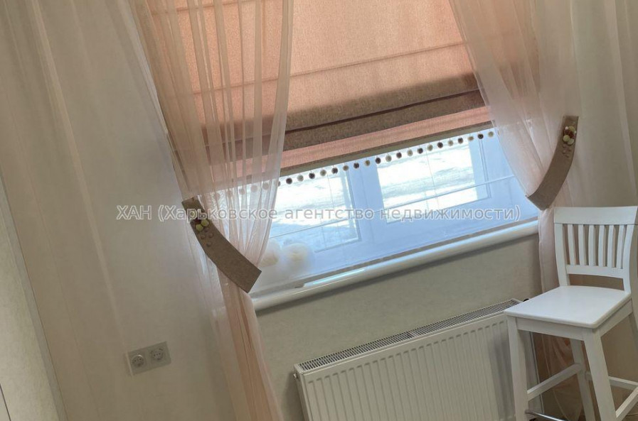 Продам квартиру, Мира ул. , 2 кім., 70 м², капитальный ремонт 