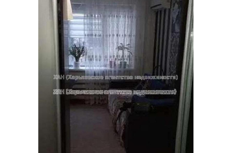 Продам квартиру, Владислава Зубенко ул. , 1  ком., 17 м², капитальный ремонт 