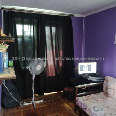 Продам квартиру, Гончаровский бул. , 3 кім., 68 м², косметический ремонт 