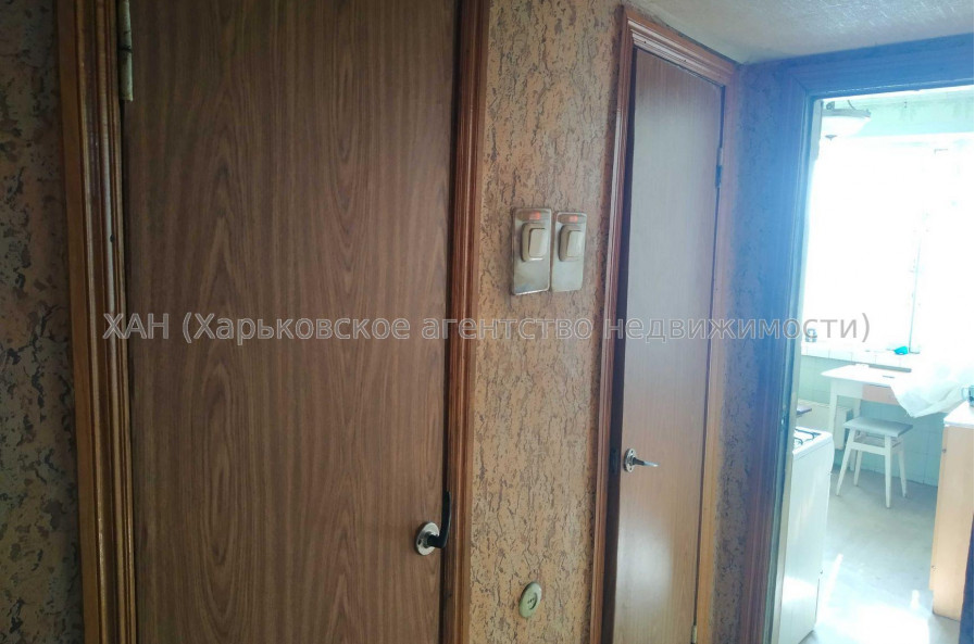 Продам квартиру, Гончаровская ул. , 3  ком., 68 м², косметический ремонт 