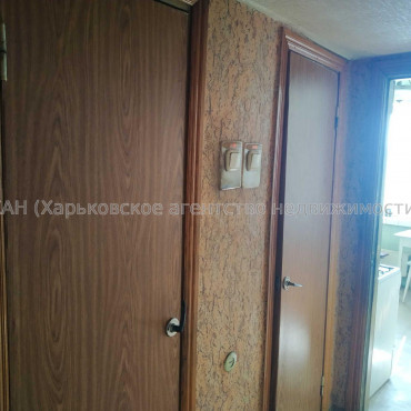 Продам квартиру, Гончаровский бул. , 3 кім., 68 м², косметический ремонт 