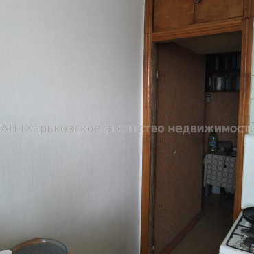 Продам квартиру, Гончаровский бул. , 3 кім., 68 м², косметический ремонт 