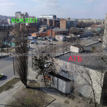 Продам квартиру, Гончаровский бул. , 3 кім., 68 м², косметический ремонт 