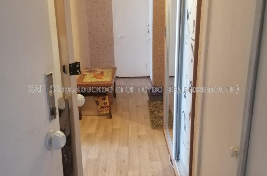 Продам квартиру, Власенко ул. , д. 9 , 2  ком., 51 м², косметический ремонт 