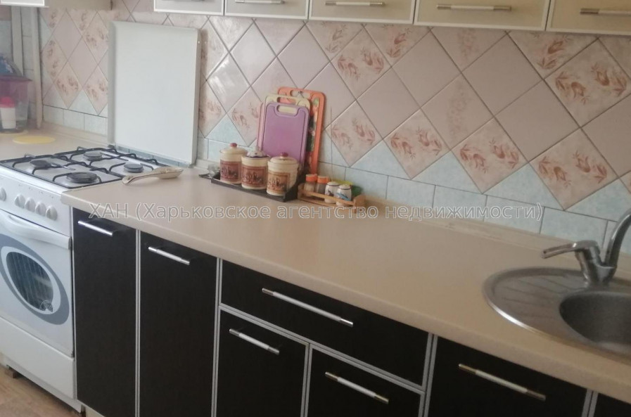 Продам квартиру, Власенко ул. , 9 , 2  ком., 51 м², косметический ремонт 