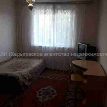 Продам квартиру, Метростроителей ул. , 3  ком., 64 м², косметический ремонт 