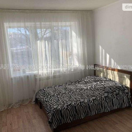 Продам квартиру, Владислава Зубенко ул. , 1  ком., 21 м², капитальный ремонт
