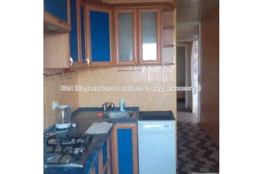 Продам квартиру, Садовый проезд , 3 кім., 60 м², косметический ремонт 