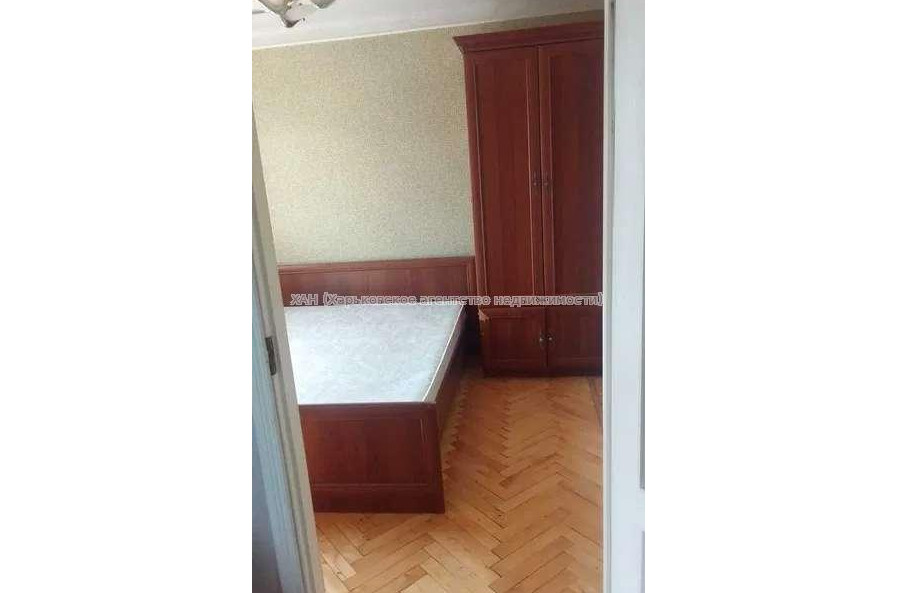 Продам квартиру, Садовый проезд , 3 кім., 60 м², косметический ремонт 