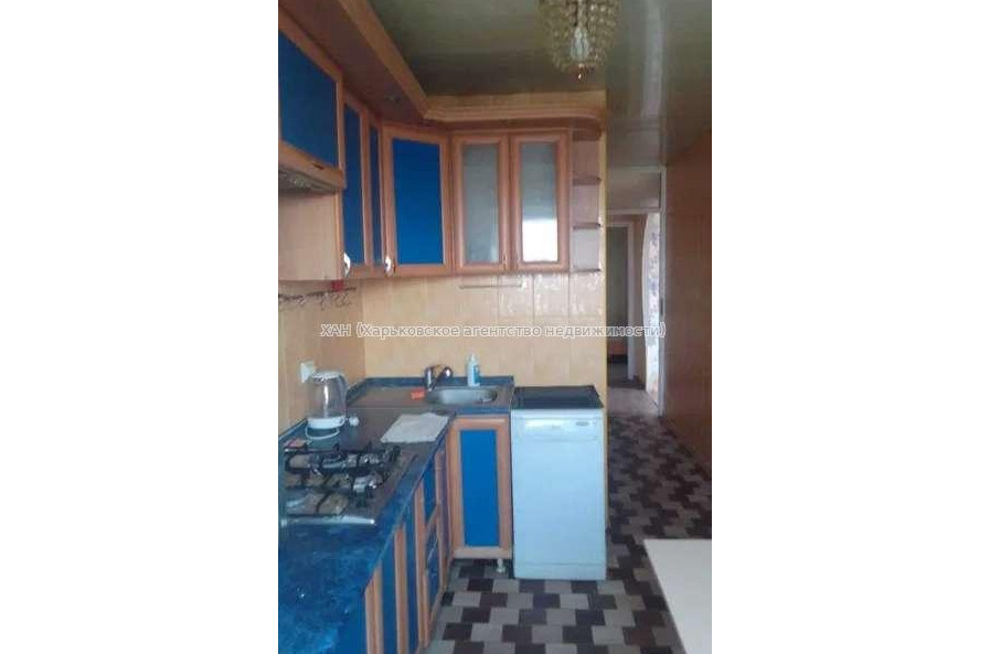 Продам квартиру, Садовый проезд , 3 кім., 60 м², косметический ремонт 