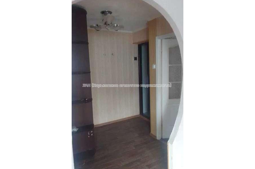 Продам квартиру, Садовый проезд , 3 кім., 60 м², косметический ремонт 