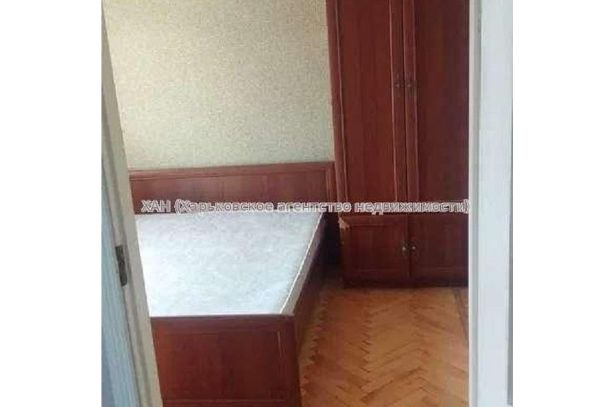 Продам квартиру, Садовый проезд , 3 кім., 60 м², косметический ремонт 