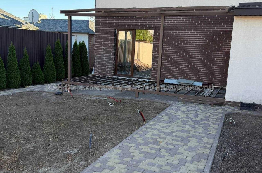 Продам будинок, Шишковская ул. , 145 м², 4.50 соток, без отделочных работ 