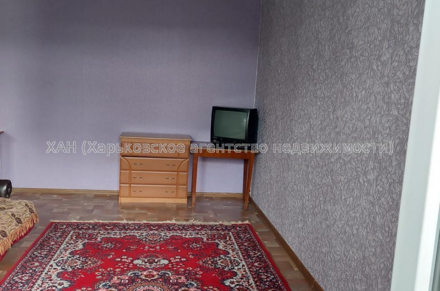 Продам квартиру, Валентиновская ул. , 1  ком., 33 м², косметический ремонт 