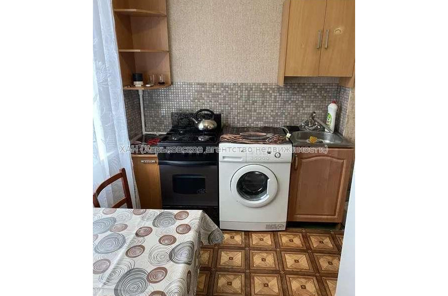 Продам квартиру, Валентиновская ул. , 1  ком., 33 м², косметический ремонт 