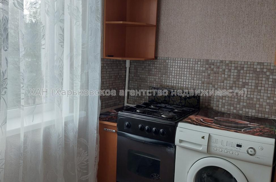 Продам квартиру, Валентиновская ул. , 1  ком., 33 м², косметический ремонт 