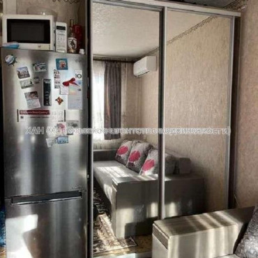 Продам квартиру, Каркача Ивана бульв. , 1 кім., 19 м², косметический ремонт 