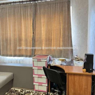 Продам квартиру, Каркача Ивана бульв. , 1 кім., 19 м², косметический ремонт 