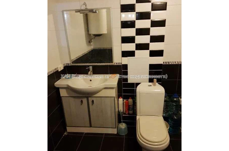 Продам квартиру, Гагарина просп. , 3  ком., 69 м², капитальный ремонт 